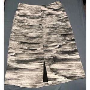 Black/white Halston skirt size 2